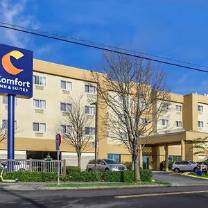 Comfort Inn&suites Aurora Avenue North Hotel