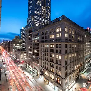 Отель U Fifth Avenue, Empire State Building ***